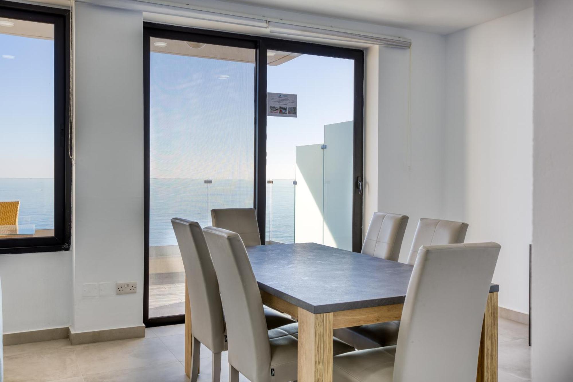 Seafront Sliema Apartment With Balcony & Sea Views By Jl מראה חיצוני תמונה