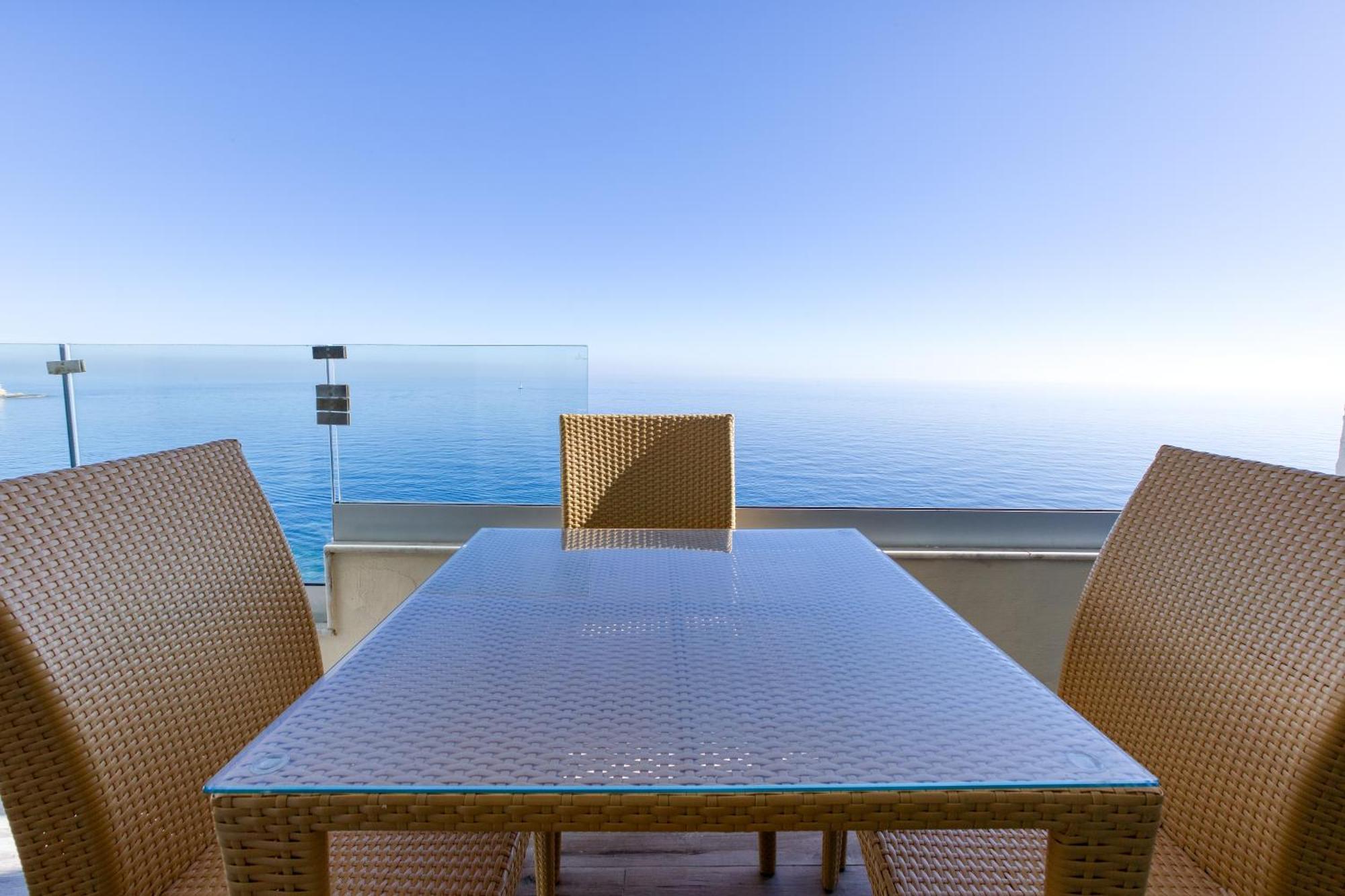 Seafront Sliema Apartment With Balcony & Sea Views By Jl מראה חיצוני תמונה