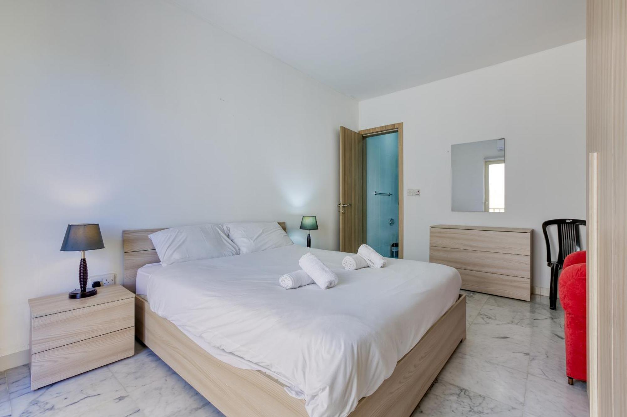 Seafront Sliema Apartment With Balcony & Sea Views By Jl מראה חיצוני תמונה